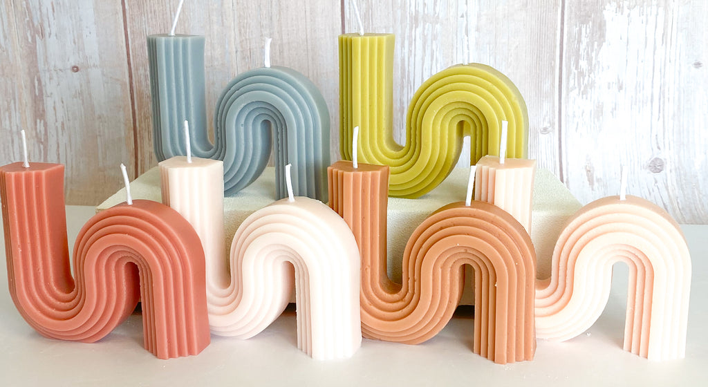 Arch wave rainbow candles 