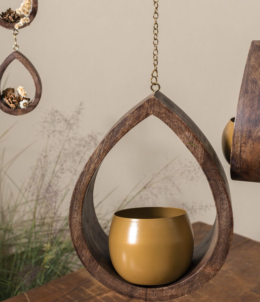 Gilford Hanging Plant Pot