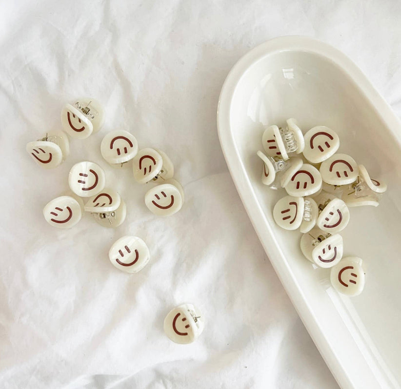 Small Brown Smiley Face Clip Hair Claw