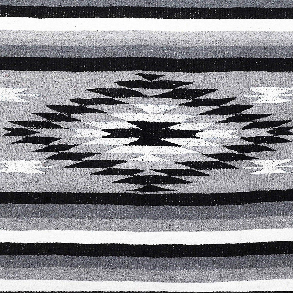 Aztec Diamond Blanket | Grey