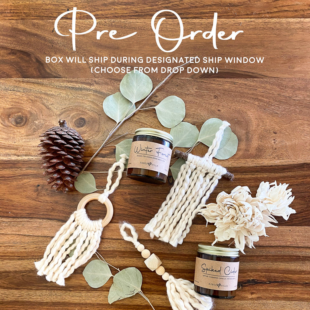 Tis the Season Holiday Gift Box Set | Soy Candles + Ornaments
