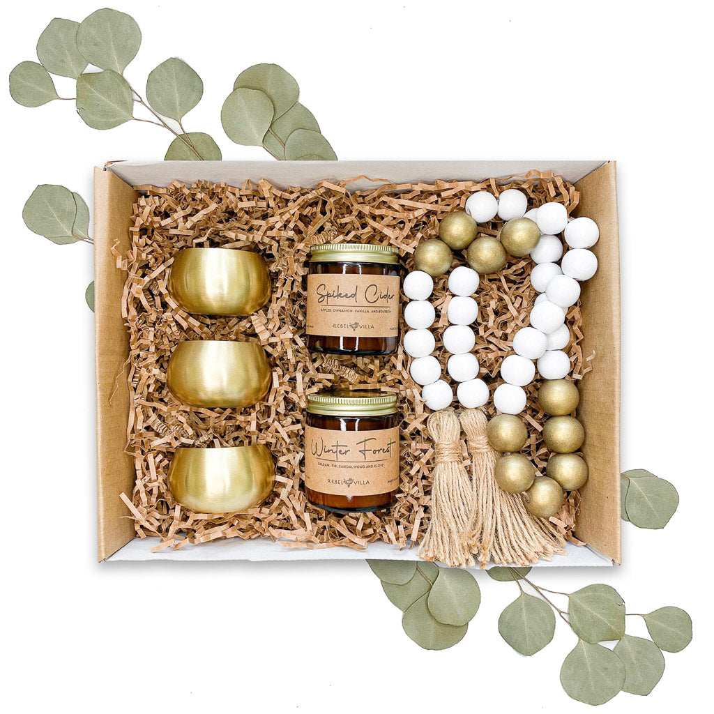 Happy Holidays Gift Box Set | Soy Candles + Beaded Garland + Gold Tea Light Holders