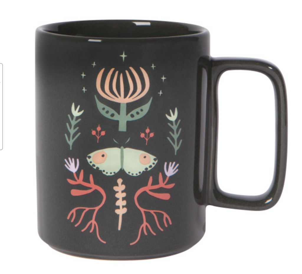 Mug Studio Far and Away