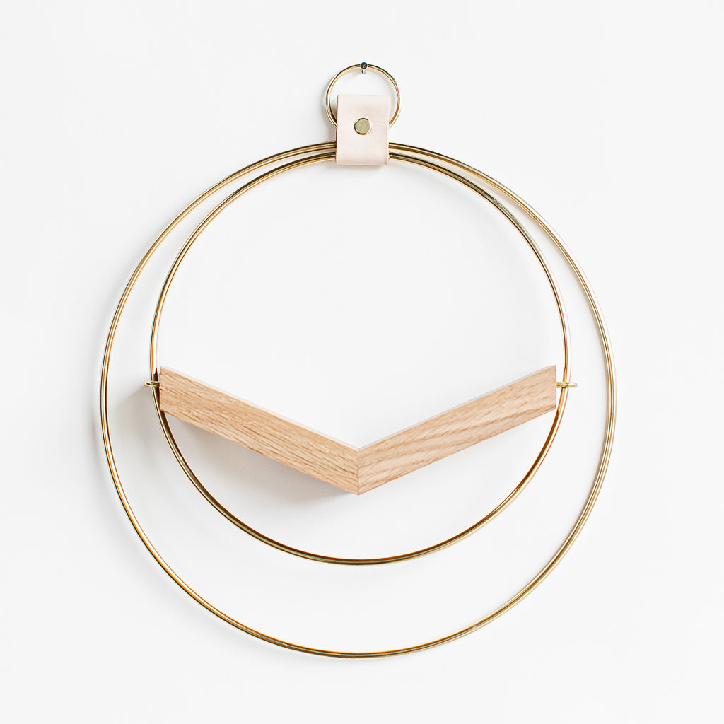 BRAID AND WOOD | V- Hanger (Large)
