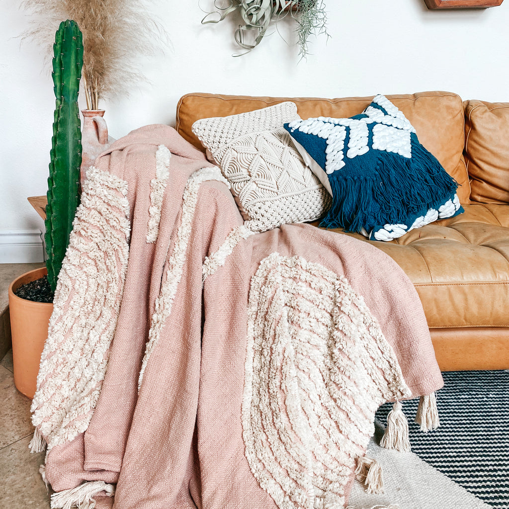 CAMILLE BLUSH | Throw Blanket