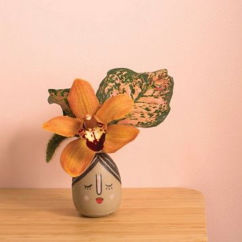 Etta Medium Bud Vase
